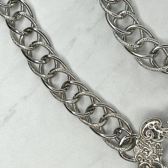 Silver Tone Open Buckle Tassel Metal Chain Link Belt One Size (OS) Y2K ✨ - Picture 4 of 12